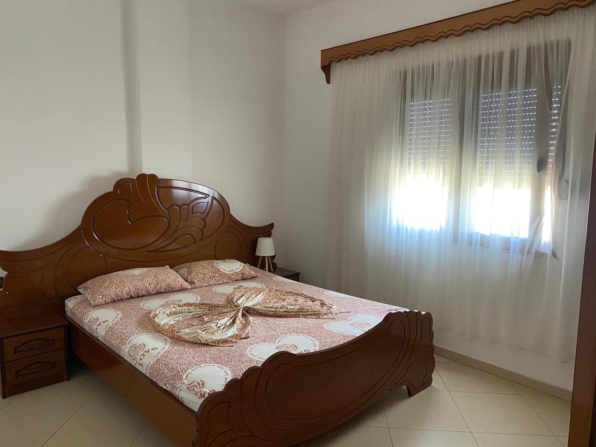 סרנדה Arsen Apartments מראה חיצוני תמונה
